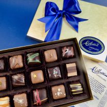 extraordinary gift box of Artisan Truffles